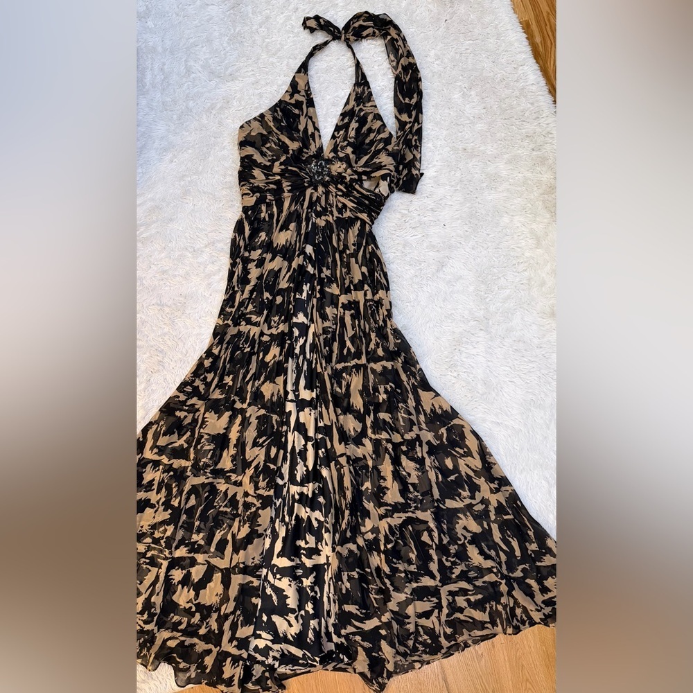 Donna Ricco Black and Camel Formal Gown 16 - Picture 4 of 13